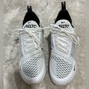 Nike Air Max 270